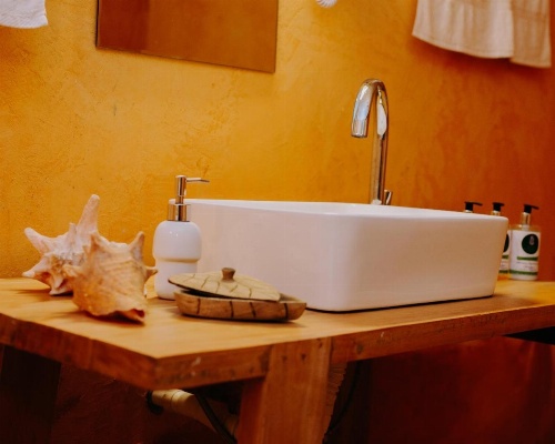Mambo Hideaway image 10