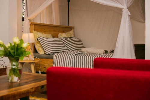 Mambo Hideaway image 4